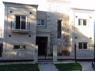 CASA MODERA y GEOTERMICA. EFICIENCIA ENERGETICA. SUSTENTABLE., Family Houses Family Houses Detached home