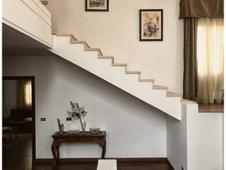 Nehal El Guendy Private House, KE-Architects KE-Architects Eclectic style corridor, hallway & stairs Wood Wood effect