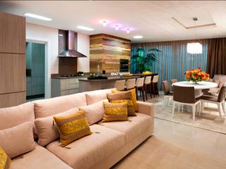 Apartamento en Balneario Camboriu - Brasil, MBdesign MBdesign Modern kitchen