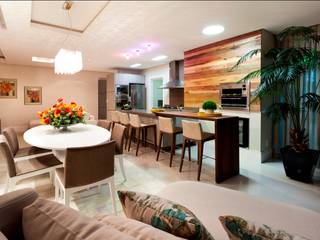 Apartamento en Balneario Camboriu - Brasil, MBdesign MBdesign Modern kitchen