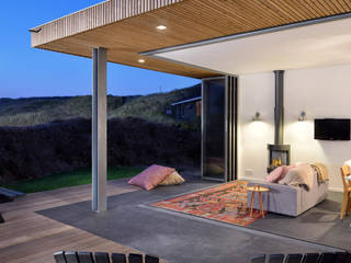 Luxe vakantiehuisje in de duinen van Vlieland, BNLA architecten BNLA architecten Minimalist living room