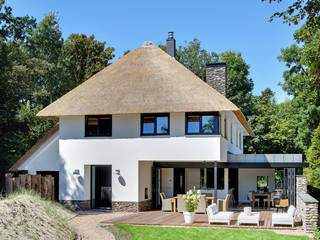 Bosrijk wonen in een droomvilla, BNLA architecten BNLA architecten Modern Houses