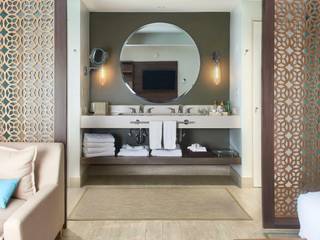 http://www.krion.com/en/projects/homes, KRION® Porcelanosa Solid Surface KRION® Porcelanosa Solid Surface Ванная комната в стиле модерн