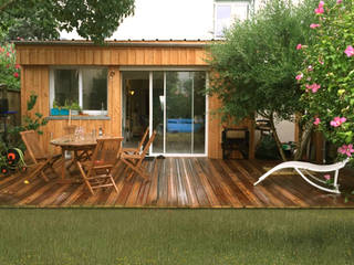 Une belle extension en bois, B² atelier d'architecture B² atelier d'architecture Minimalist houses