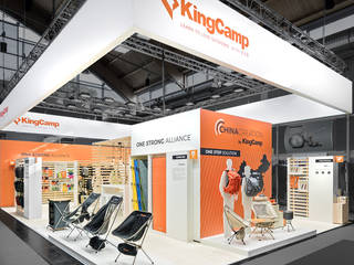 Messestand Kingcamp, Famos Design Studio Famos Design Studio Комерційні приміщення