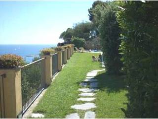 Sanremo villa sul mare, Natura&Architettura Natura&Architettura 클래식스타일 정원