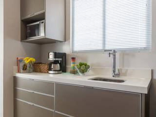 Sala & Cozinha - Por Patrícia Nobre, Patrícia Nobre - Arquitetura de Interiores Patrícia Nobre - Arquitetura de Interiores Kitchen units Quartz
