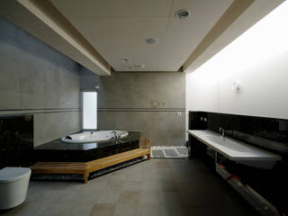 台南12號住宅, 築青室內裝修有限公司 築青室內裝修有限公司 モダンスタイルの お風呂