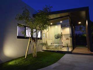 Y-OKINAWA PJ.2017, Style Create Style Create Dom jednorodzinny Wzmocniony beton Biały