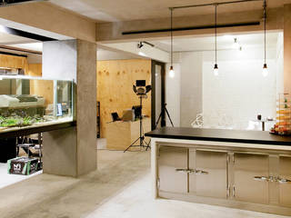 Freeman's Production Studio, Artta Concept Studio Artta Concept Studio Commercial spaces Wood Black
