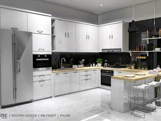 Kitchen - Taman Palm, Multiline Design Multiline Design Built-in kitchens