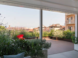 B-SIDES | Torino, marta carraro marta carraro Modern balcony, veranda & terrace