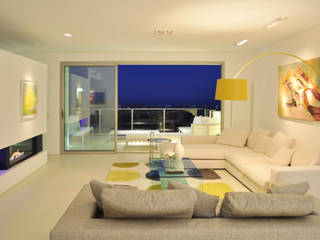 Duplex by the Mediterranean Sea in Sitges, Rardo - Architects Rardo - Architects Modern living room