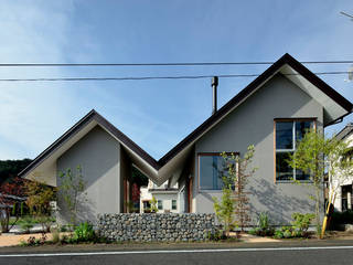 阿左美のいえ, arc-d arc-d Casas de estilo ecléctico