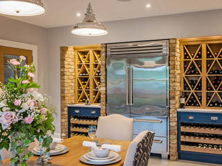 Mr & Mrs G, Hurley, Raycross Interiors Raycross Interiors Classic style kitchen Blue
