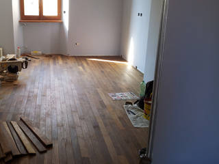 Listone in rovere anticato., Soloparquet Srl Soloparquet Srl Klassische Schlafzimmer