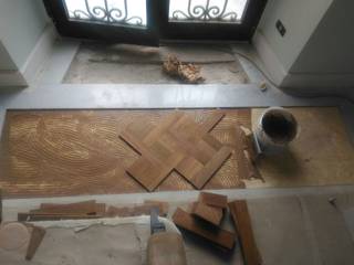 Parquet. Lavorazione ad intreccio., Soloparquet Srl Soloparquet Srl Couloir, entrée, escaliers classiques