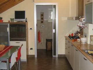 Appartamento A+M, ArchitetturaTerapia® ArchitetturaTerapia® Modern style kitchen