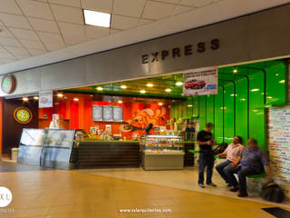 4D Express Cafeladería , SXL ARQUITECTOS SXL ARQUITECTOS قبو النبيذ مزيج خشب وبلاستيك