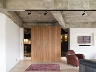 Haus2 in London, Wars-Stol Wars-Stol Ruang Studi/Kantor Gaya Rustic