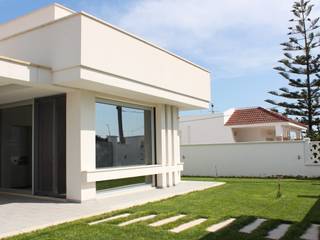 Villa Privata, Architetto Valentina Longo Architetto Valentina Longo حديقة