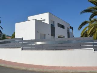 Vivienda unifamiliar aislada, Mireia Cid Mireia Cid Detached home