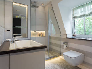 Klotz Badmanufaktur GmbH Modern Bathroom White
