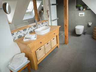 Bad Fam.F, Klotz Badmanufaktur GmbH Klotz Badmanufaktur GmbH Modern Bathroom