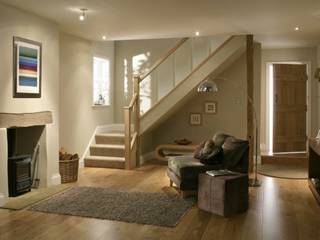 White Oak and Glass Timber Staircase, Stair World Stair World Moderne gangen, hallen & trappenhuizen Glas