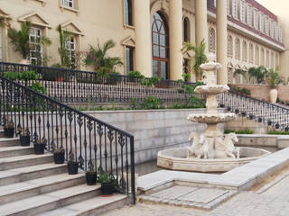 Delhi Public School (DPS), Gurgaon, Karara Mujassme India Karara Mujassme India Classic style corridor, hallway and stairs Metal