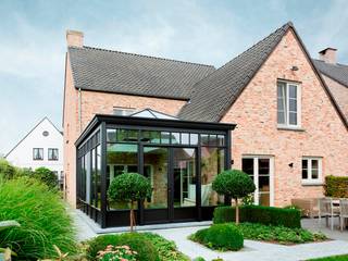 Romantische veranda bij landelijke woning, Verandaland Perfecta Verandaland Perfecta カントリーな 家