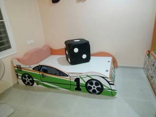 Kids Room at Laksh Icon Anand, AOM Interior AOM Interior Modern style bedroom Plywood Green