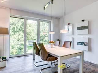 Lichtplanung innerhalb eines Dachgeschossausbaus, Lichtja Licht und mehr GmbH Lichtja Licht und mehr GmbH Modern Dining Room