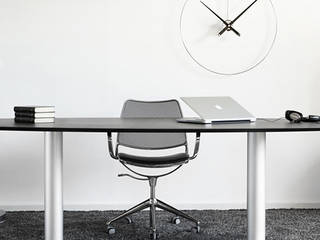 Office Room Wall Styling, Just For Clocks Just For Clocks Estudios y oficinas modernos Hierro/Acero