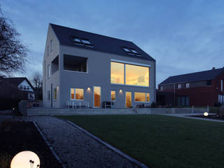Einfamilienhaus in Lontzen, Architekturbüro Sutmann Architekturbüro Sutmann Modern Houses