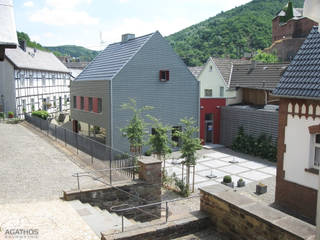 Sanierung eines alten Fachwerkhauses in Heimbach/ Eifel, Architekturbüro Sutmann Architekturbüro Sutmann Modern Houses