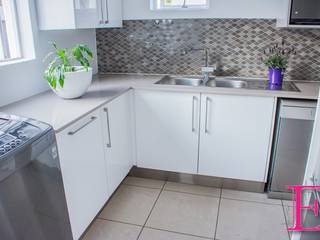 Modern White High-gloss Ergo Designer Kitchens & Cabinetry Kitchen units Wood-Plastic Composite White