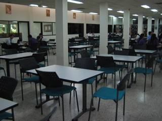 Universidad Cooperativa de Colombia, Metalmuebles Metalmuebles Moderne woonkamers