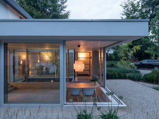 Patio House, Bloot Architecture Bloot Architecture Study/office Concrete Grey