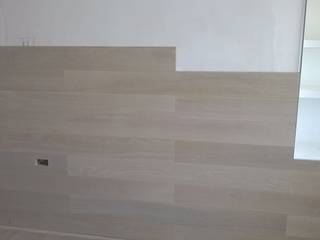 Rivestimento parete con parquet, Soloparquet Srl Soloparquet Srl Modern living room Wood Wood effect