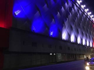 ILUMINACIÓN FACHADAS ESTADIO NEMESIO DIEZ, DESIGNLUX DESIGNLUX พื้นที่เชิงพาณิชย์