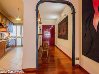 Home Staging a Roma - VENDITA, Flavia Case Felici Flavia Case Felici Modern Corridor, Hallway and Staircase