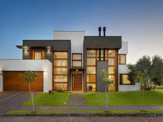 Casa Lá, Lineastudio Arquiteturas Lineastudio Arquiteturas 一戸建て住宅