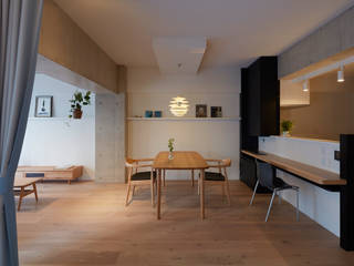 104号室のリノベーション, iwasawa-design (岩澤浩一） iwasawa-design (岩澤浩一） Ruang Keluarga Modern