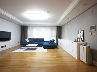 일산 49평 프렌치모던 홈스타일링, homelatte homelatte Modern Living Room