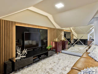 Reforma Sobrado Residencial, Ana Crivellaro Ana Crivellaro Modern Living Room Wood Wood effect