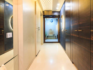 Bombay Central Residence, Fourth Axis Designs Fourth Axis Designs Modern corridor, hallway & stairs