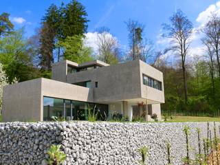 Waldburg, Studio Baumann Studio Baumann Einfamilienhaus Beton Metallic/Silber