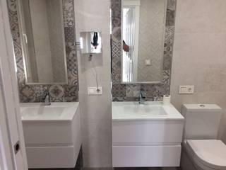 Proyecto Atico en zona de costa, Deco Asensio Deco Asensio Minimalist style bathroom Granite