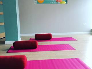 Yoga Studio makeover, Paint The Town Green Paint The Town Green Commercial spaces